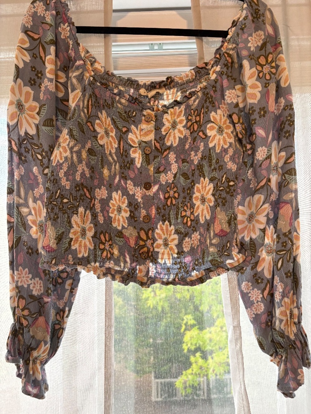 Floral Ruched Long Sleeve - Picture 2 of 3